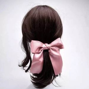Bow hair clips